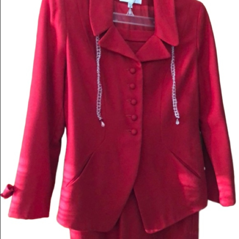 Ooh La La Red